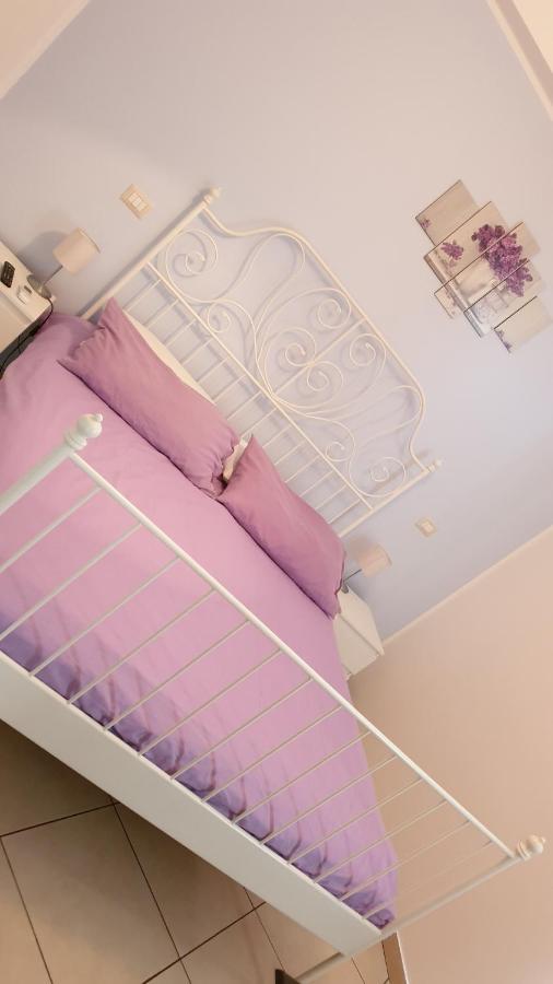 タオルミーナ Iriss Bed & Breakfast エクステリア 写真